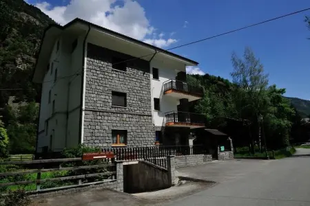 Roby Bilo 7 Primo Piano, Chalet spacieux à Antey-Saint-André près du domaine skiable - Photo 1