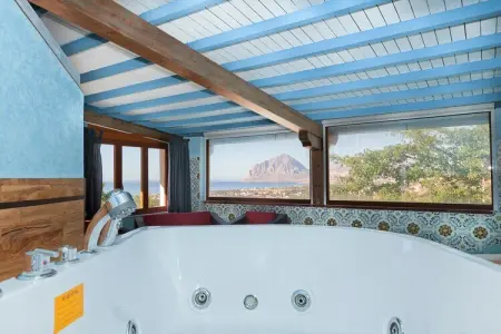 Villa Le Palme e Dependence, Villa avec vue sur la mer et piscine - Photo 22