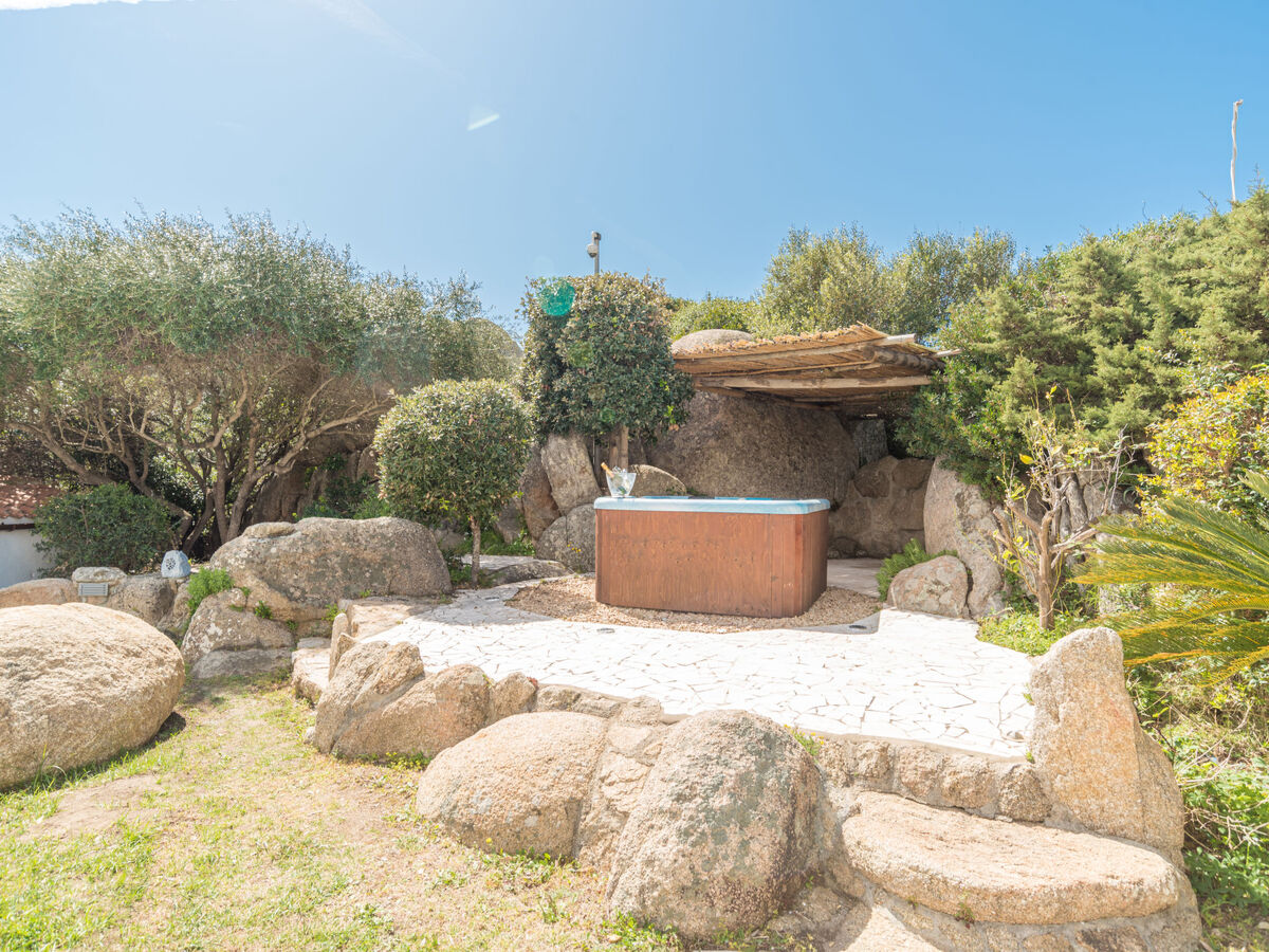 Villa La Dolce Vita avec piscine et bain à remous, Santa Teresa di Gallura - Photo 28