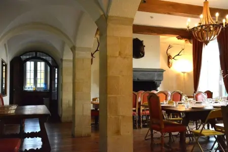 Château de Freux : 48 personnes aux Ardennes : photo 9