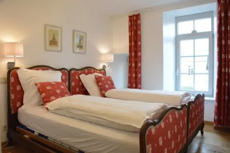 Château de Freux : 48 personnes aux Ardennes : photo 24