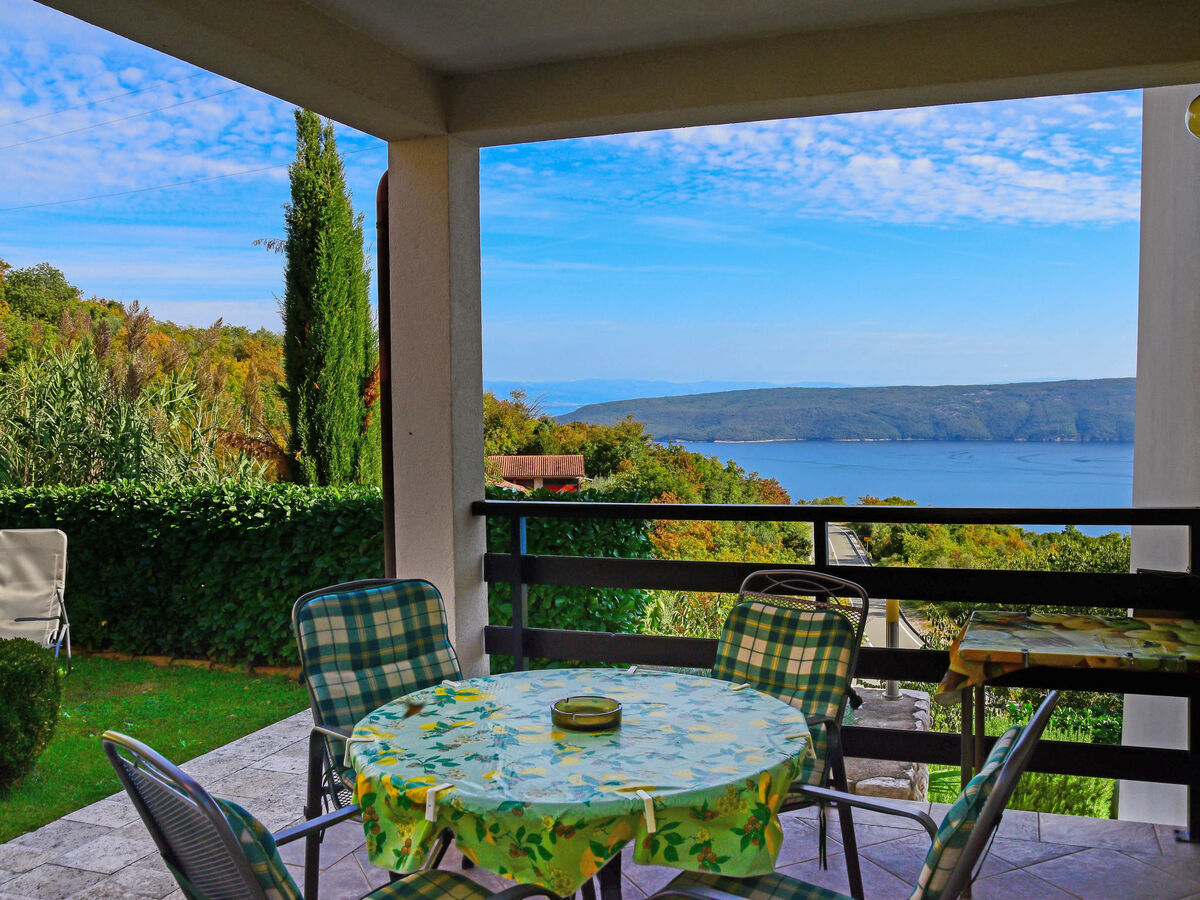 Maison Bruna à Brseč avec vue sur la mer - Photo 3