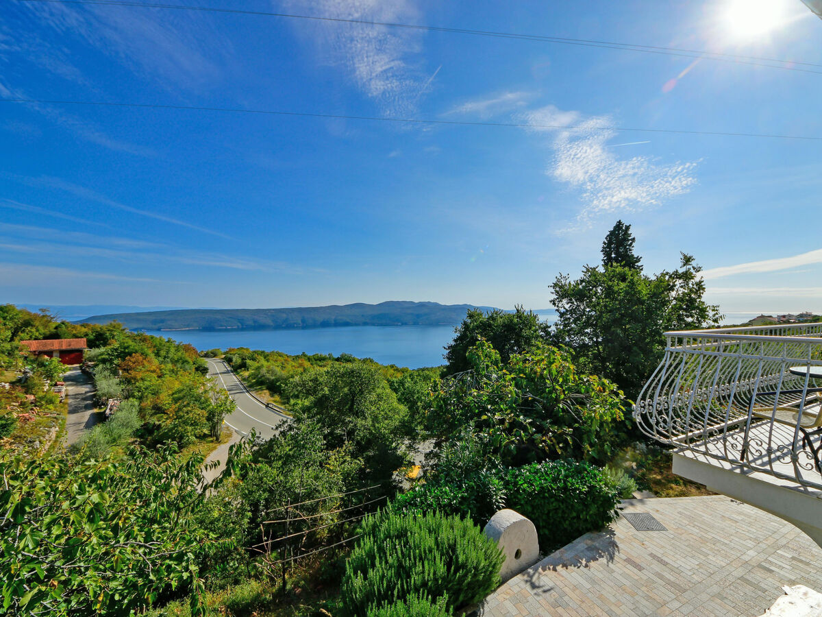Maison Bruna à Brseč avec vue sur la mer - Photo 14