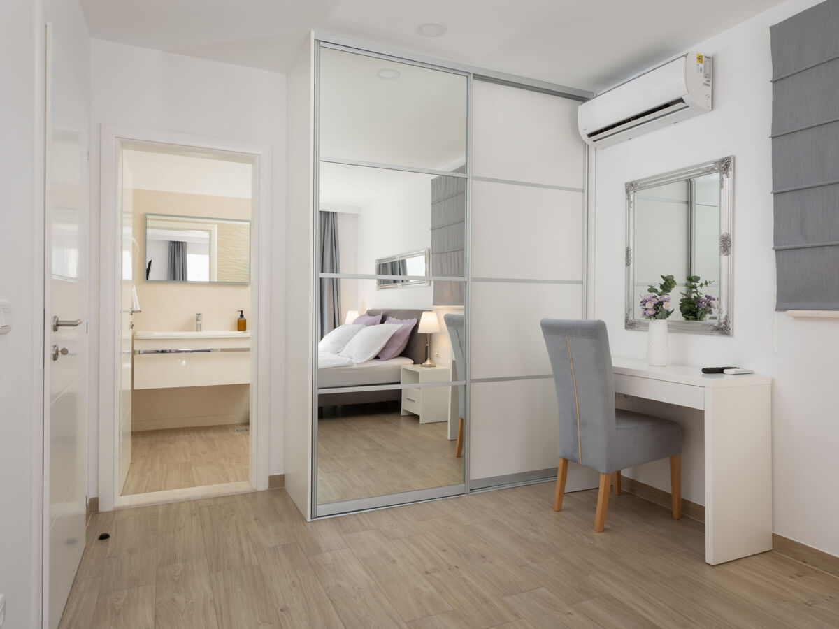 Villa Luka à Makarska : 4 chambres, piscine chauffée - Photo 12