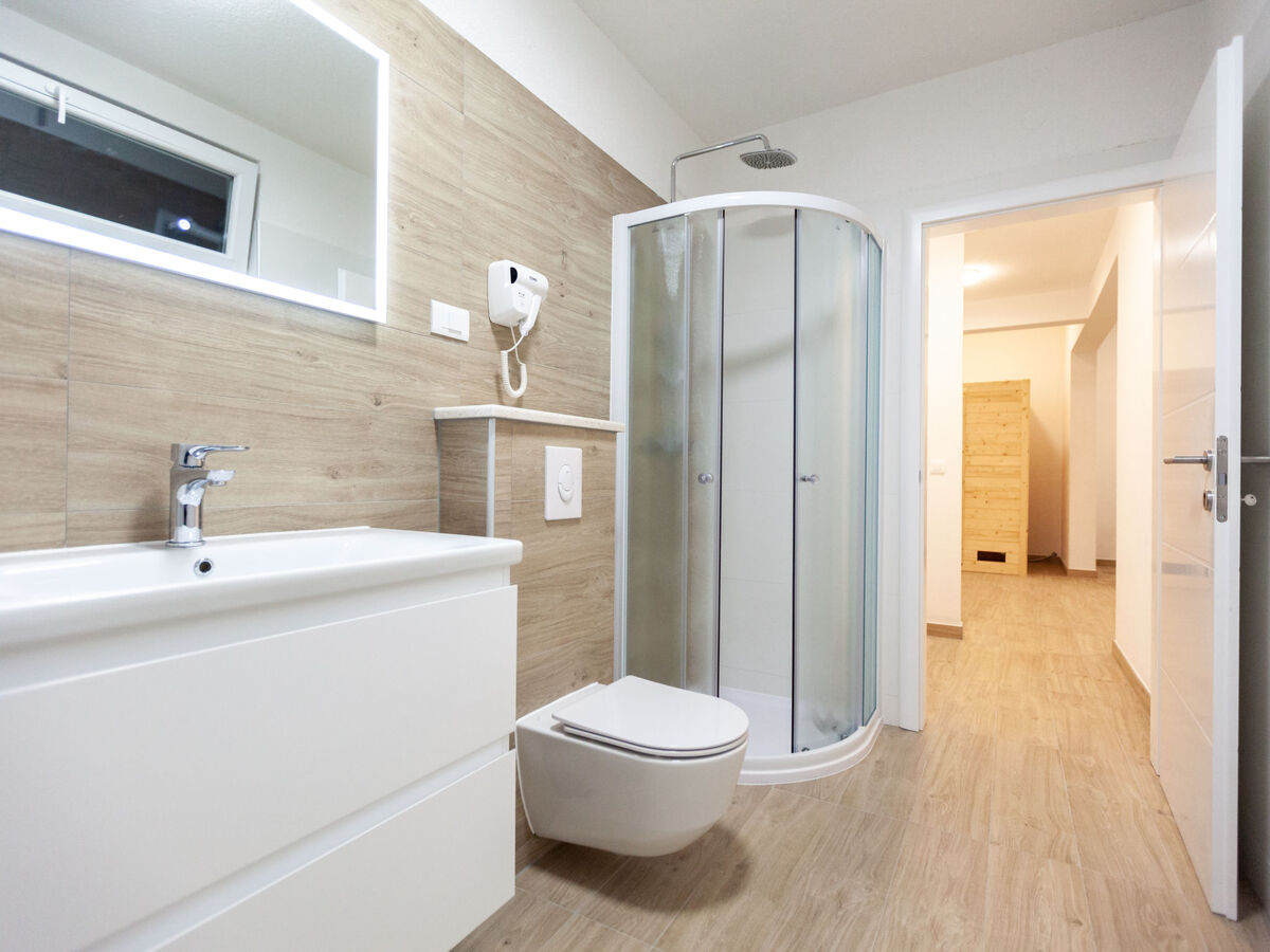 Villa Luka à Makarska : 4 chambres, piscine chauffée - Photo 14