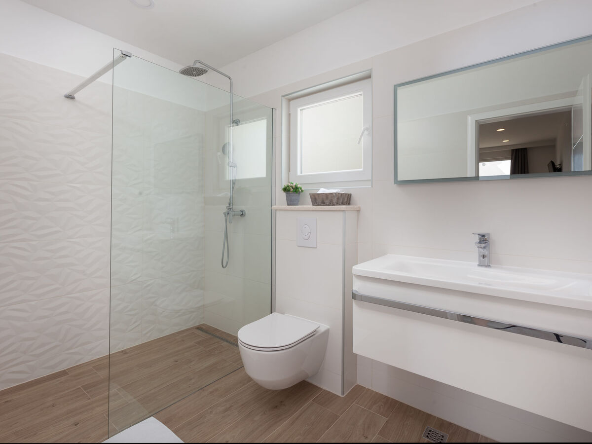 Villa Luka à Makarska : 4 chambres, piscine chauffée - Photo 16