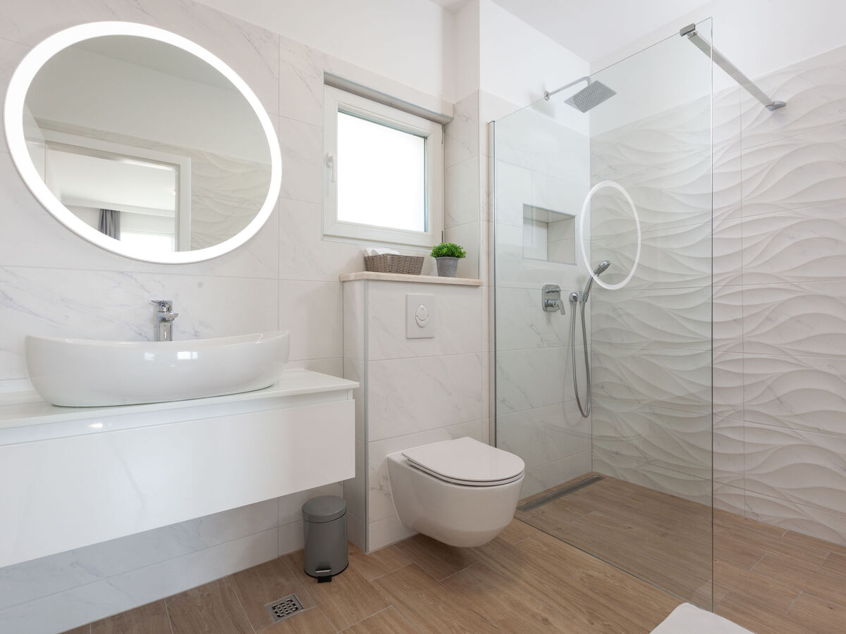Villa Luka à Makarska : 4 chambres, piscine chauffée - Photo 17