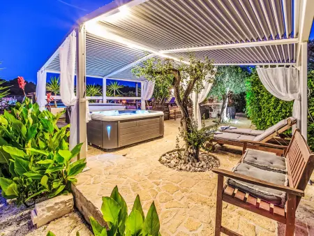 Villa Mutnik - Maison 10 pers. avec piscine face à la mer : photo 34
