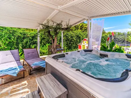 Villa Mutnik - Maison 10 pers. avec piscine face à la mer : photo 40