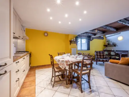 Appartement mansardé à Sarre, vue panoramique montagne : photo 8