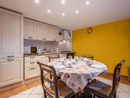Appartement mansardé à Sarre, vue panoramique montagne : photo 9