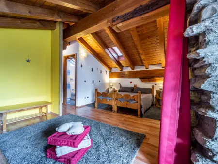 Appartement mansardé à Sarre, vue panoramique montagne : photo 12