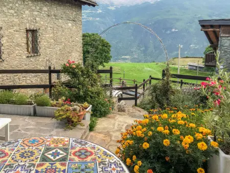 Appartement mansardé à Sarre, vue panoramique montagne : photo 21