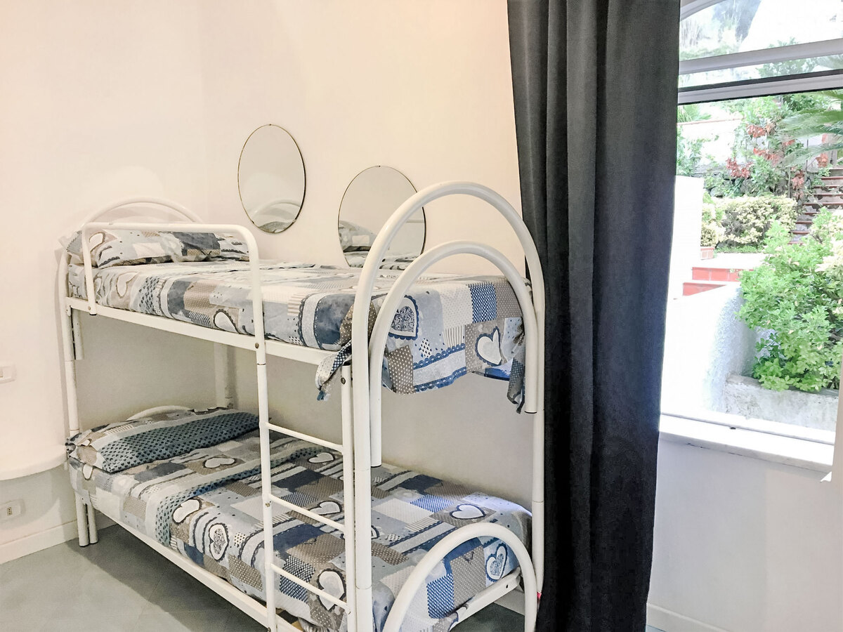 Appartement Pithecusa à Forio – vue mer, piscine et plage à 750 m - Photo 15
