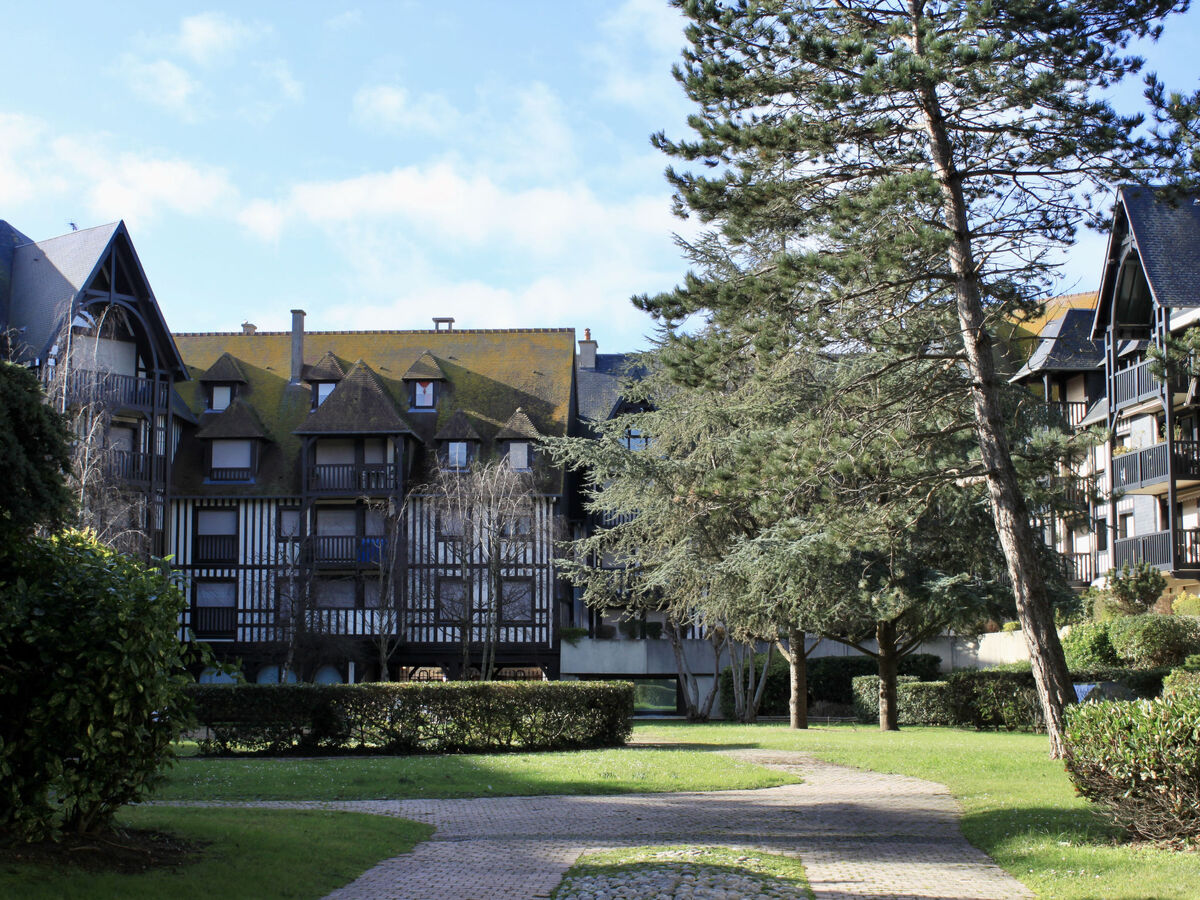 Appartement Les Jardins du Yacht Club, Deauville - Photo 2