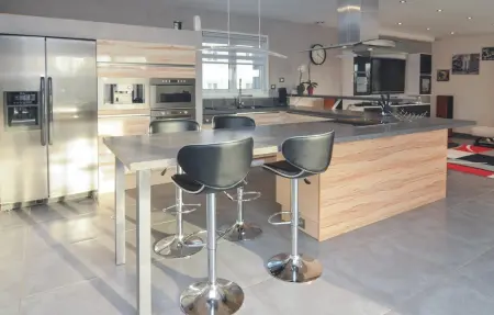 Villa 5 chambres avec piscine chauffée à Saint-Gilles : photo 4