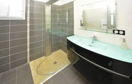 Villa 5 chambres avec piscine chauffée à Saint-Gilles : photo 6