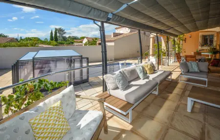 Villa 5 chambres avec piscine chauffée à Saint-Gilles : photo 15