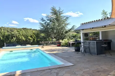 Location villa à Roquebrun