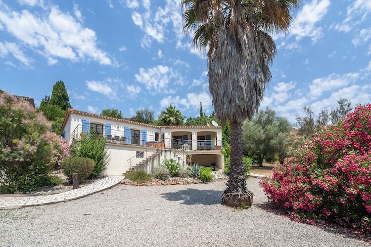 Villa La Cave à Beaufort, piscine chauffée et terrasse - Photo 1