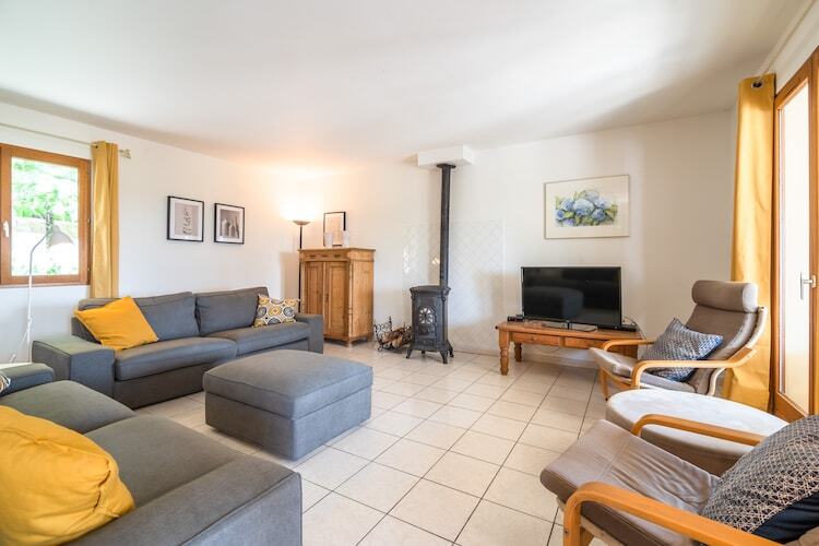 Villa La Cave à Beaufort, piscine chauffée et terrasse - Photo 3