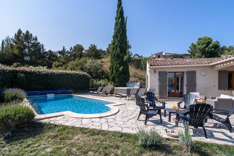 Villa Les Veinards – Piscine chauffée et bain à remous - Photo 17
