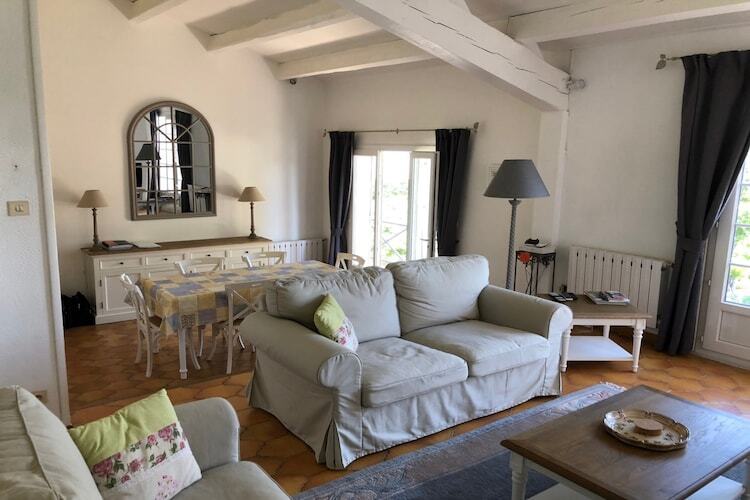 Villa Les Etangs à Narbonne, piscine et vue sur le lac - Photo 13
