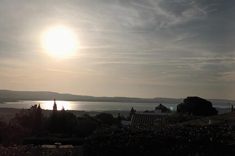 Villa Les Etangs à Narbonne, piscine et vue sur le lac - Photo 34