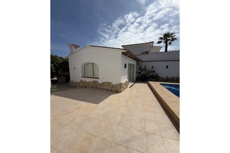 Casa Baars à Benissa : maison avec piscine d'eau salée - Photo 7