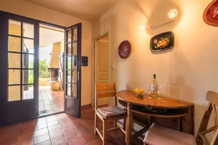 Villa Eclat avec piscine privée face aux vignobles : photo 13