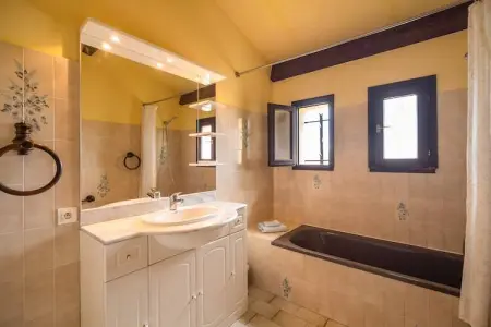 Villa Eclat avec piscine privée face aux vignobles : photo 25