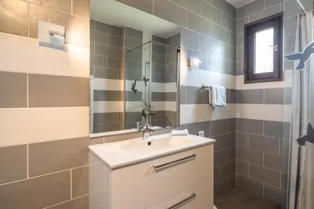 Villa Eclat avec piscine privée face aux vignobles : photo 26