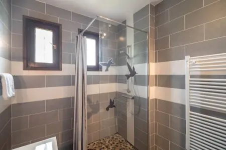 Villa Eclat avec piscine privée face aux vignobles : photo 28