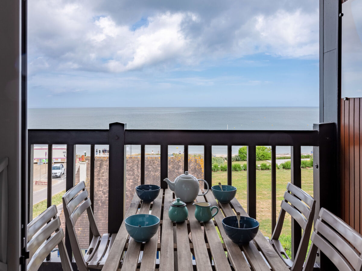 La Bizontine : apt 2 pièces vue mer à Cabourg - Photo 2