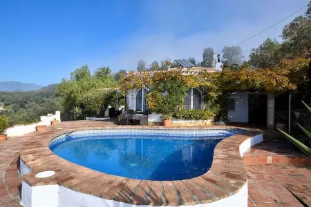 Location villa de vacances à Sayalonga