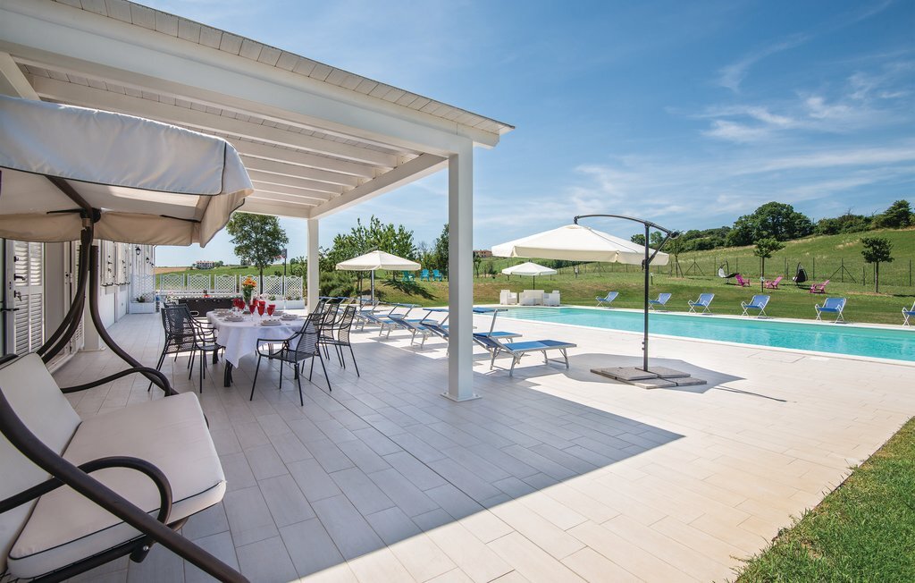 Loft spacieux 7 chambres, piscine et jardin en Ombrie - Photo 1