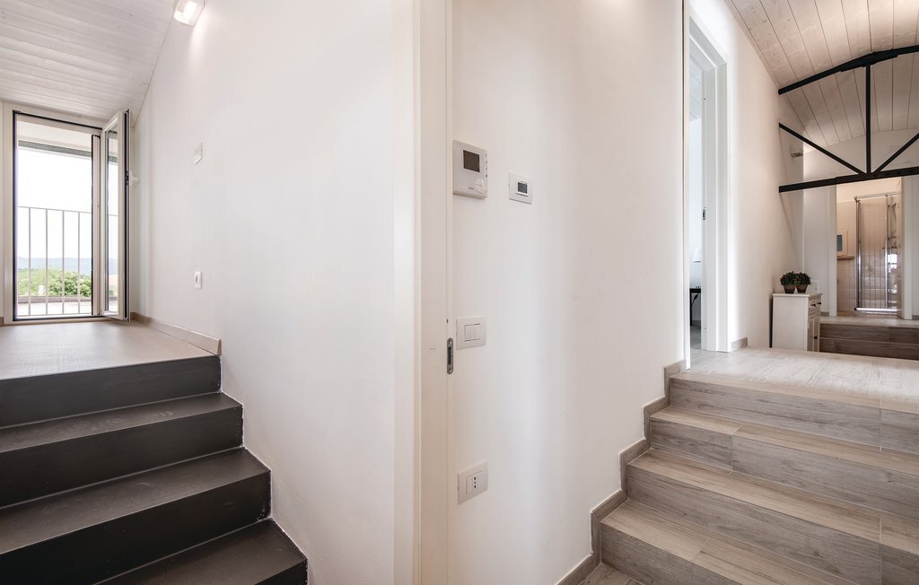 Loft spacieux 7 chambres, piscine et jardin en Ombrie - Photo 17