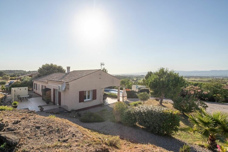 Villa L'Horizon à Escales : piscine chauffée et terrasse - Photo 5