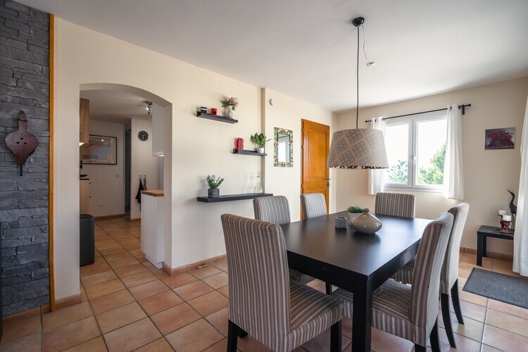 Villa L'Horizon à Escales : piscine chauffée et terrasse - Photo 6