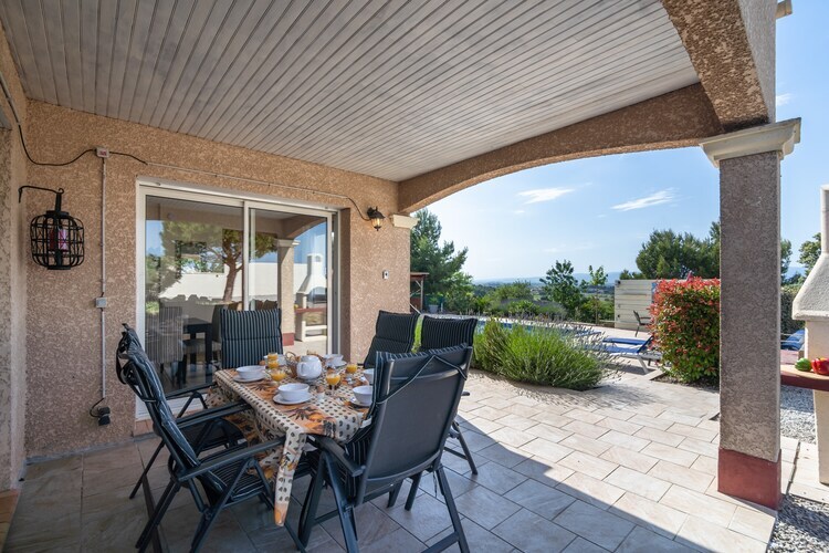 Villa L'Horizon à Escales : piscine chauffée et terrasse - Photo 20