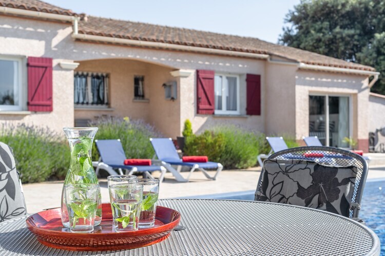 Villa L'Horizon à Escales : piscine chauffée et terrasse - Photo 37