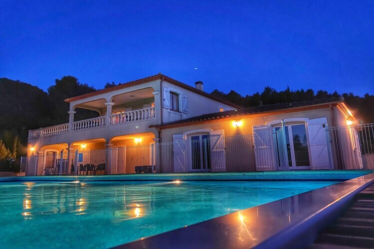Villa Château Henry à Montbrun-des-Corbières, 12 pers. - Photo 1
