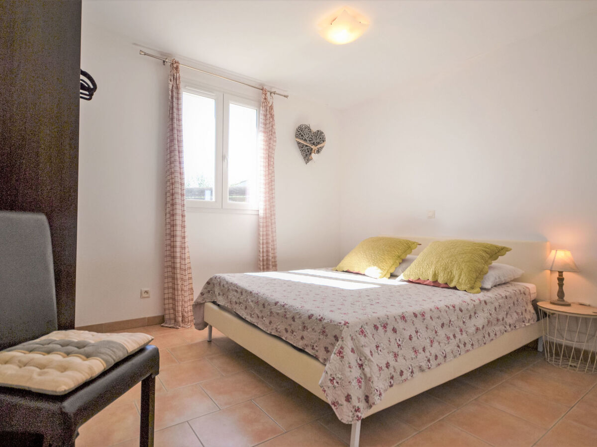 Villa L'Amandier – 6 pers, piscine et 2000 m² à Pernes - Photo 9