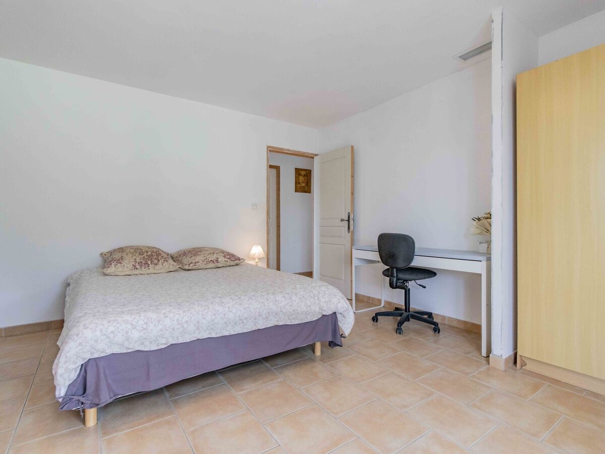 Villa L'Amandier – 6 pers, piscine et 2000 m² à Pernes - Photo 12