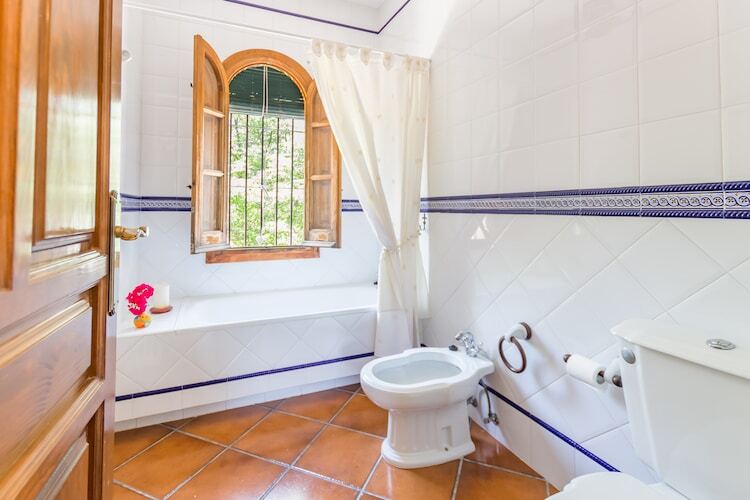 Cortijo La Mimbre, villa rustique avec piscine à Priego - Photo 25