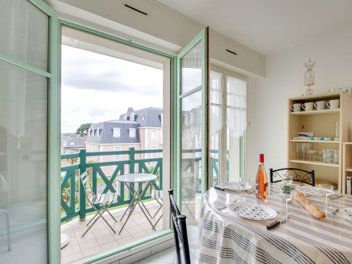 Appartement 2 pièces Dinard, 100 m de la mer - Photo 1