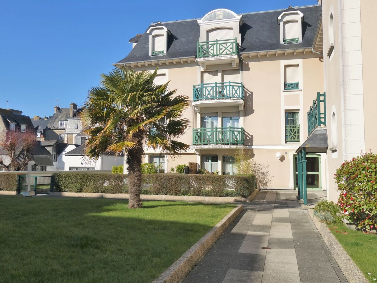 Appartement 2 pièces Dinard, 100 m de la mer - Photo 5