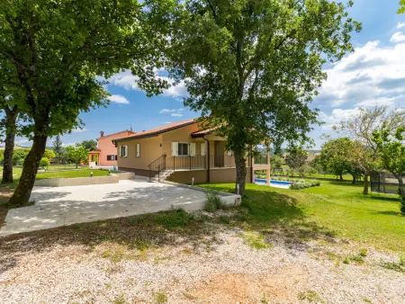 Maison Marina à Labin : piscine privée 8x4m et 3000m² de terrain : photo 30