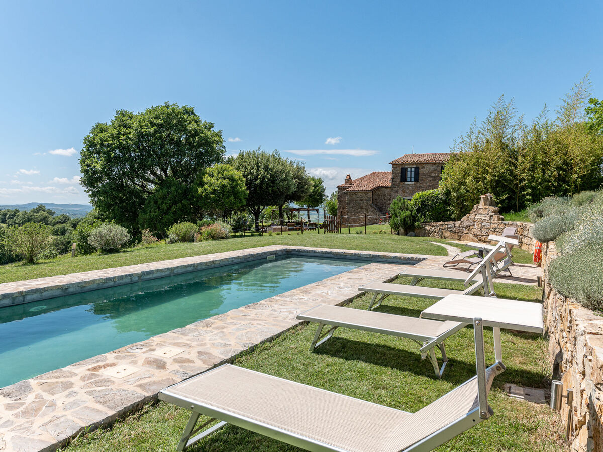 Montecavallo, gîte 9 pers. avec piscine à Manciano - Photo 2