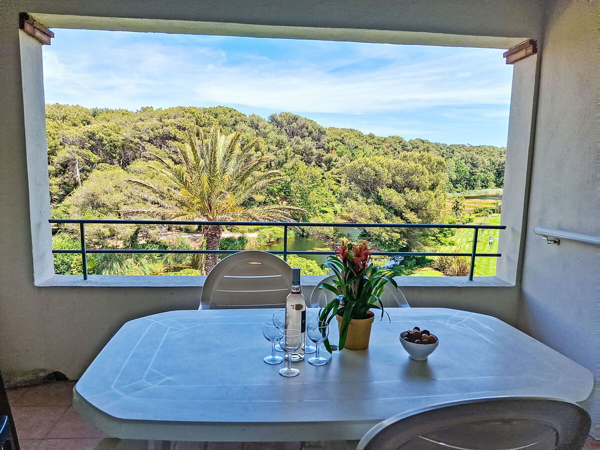 Appartement Les Rivages de Coudoulière, vue lac, 50 m mer - Photo 4